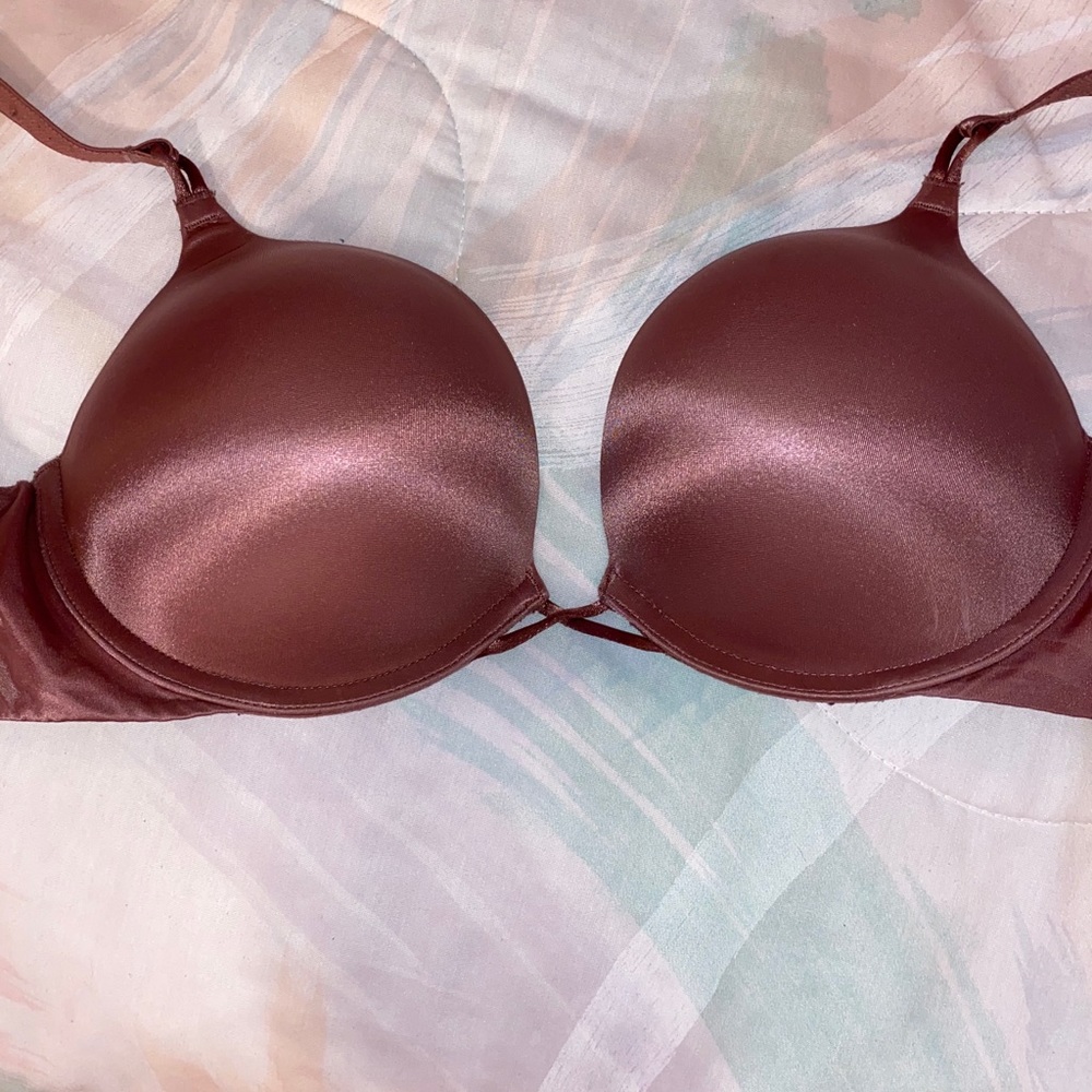 Victoria’s Secret Bombshell push-up bra